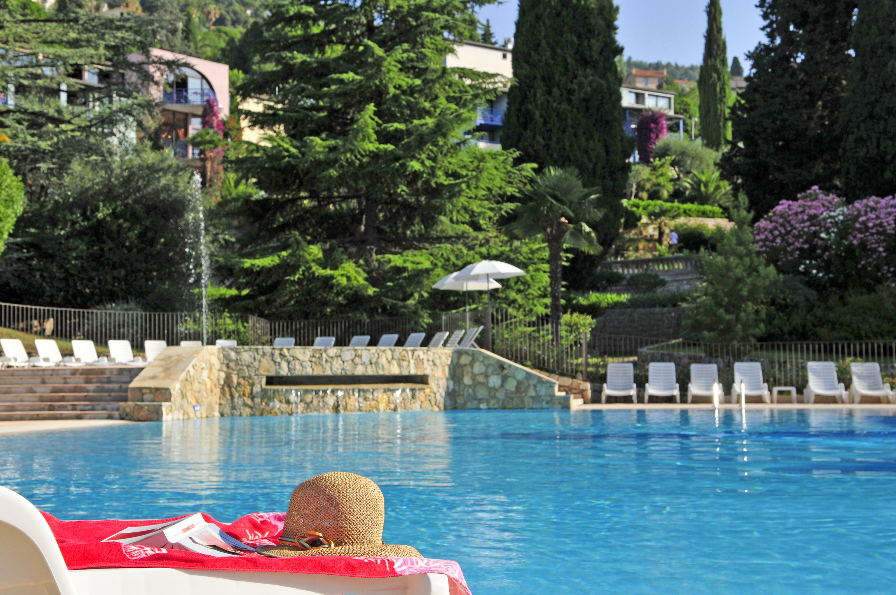Piscine Les Cedres.JPG